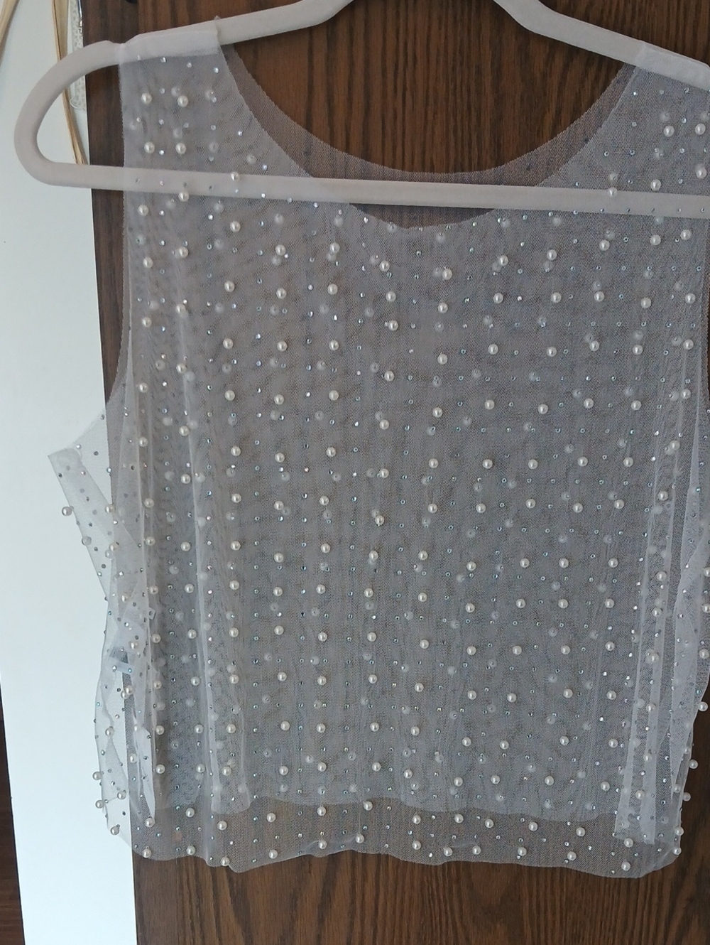 Rue21 White Sheer Beaded Sleeveless Camisole